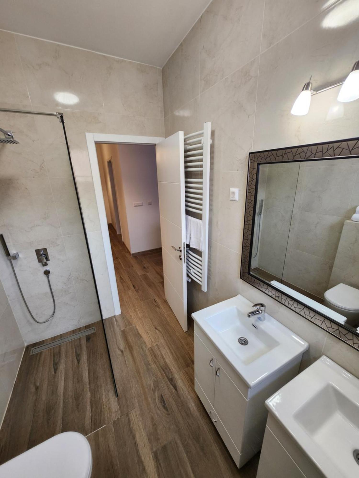 Apartment New Lux Cacak